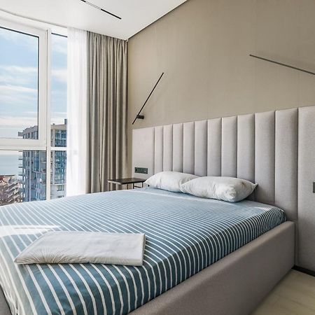 Luxury Waterfront 3-Bedrooms Apartment Odessa Exteriör bild